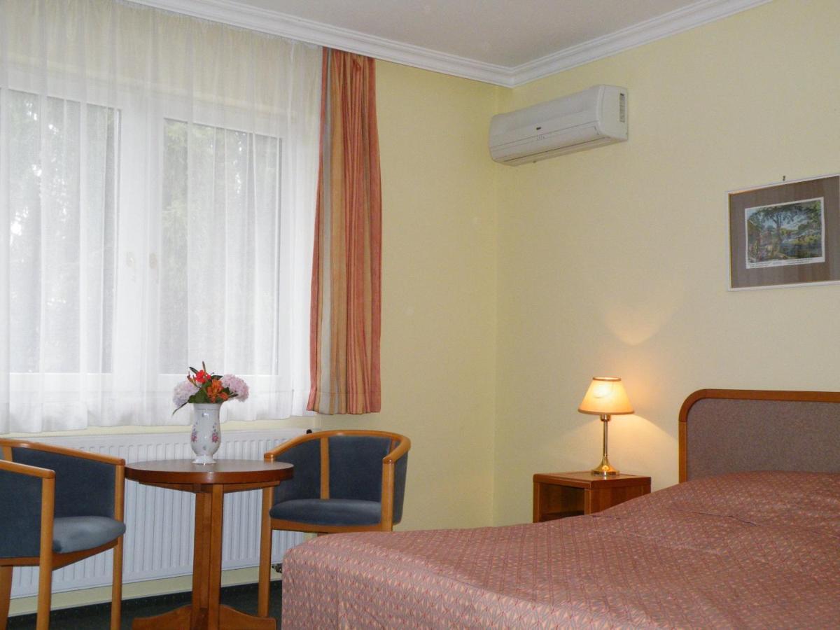 Apartment Pension Rideg Hévíz الغرفة الصورة
